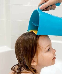 Dwukomorowy kubek do mycia głowy BabyOno 