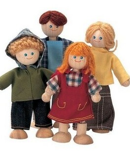Lalki drewniane rodzina do domków dla lalek 4szt PlanToys    